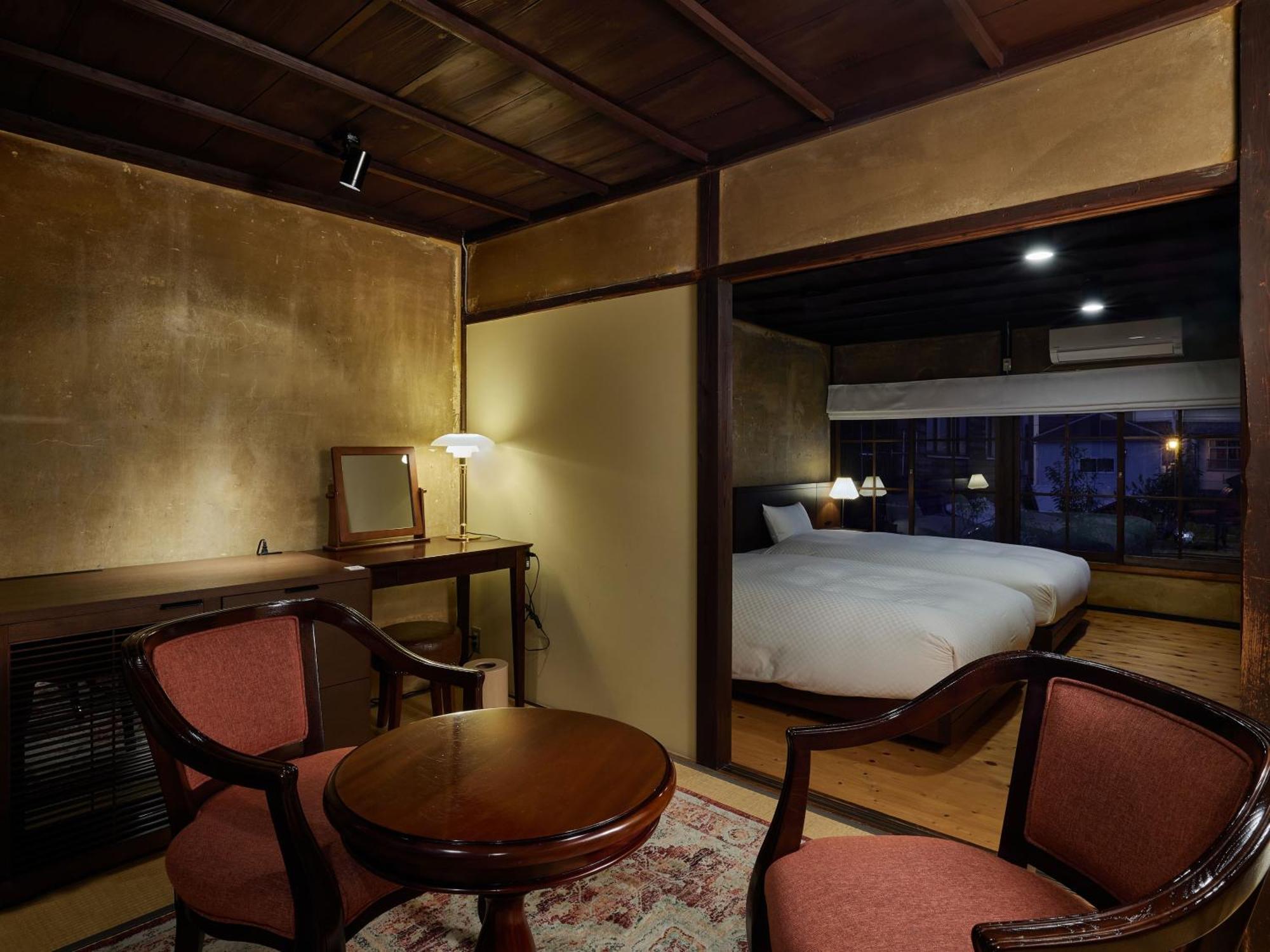 Nipponia Hotel Ozu Castle Town Exterior photo